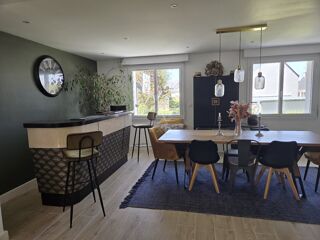  Maison � vendre 6 pi�ces 200 m�