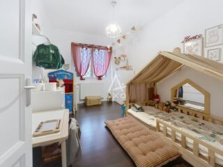  Immeuble à vendre 159 m²