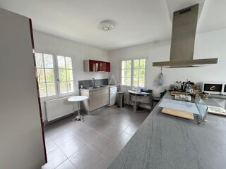  Maison à vendre 6 pièces 195 m²
