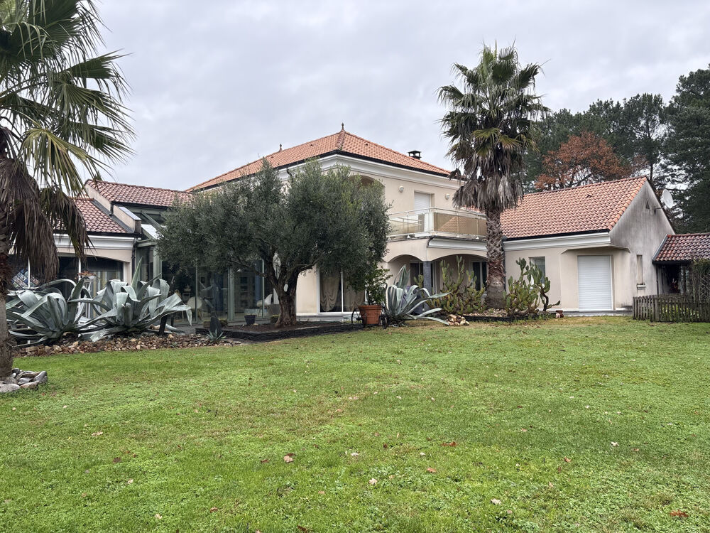 � vendre  Villa Ussac (19270)