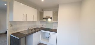 Appartement à louer 3 pièces 57 m²