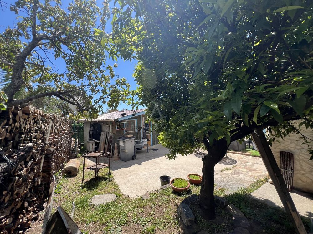  vendre  Villa Bormes-les-Mimosas (83230)