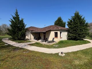  Maison � vendre 15 + pi�ces 510 m�