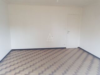  Maison à louer 4 pièces 79 m²