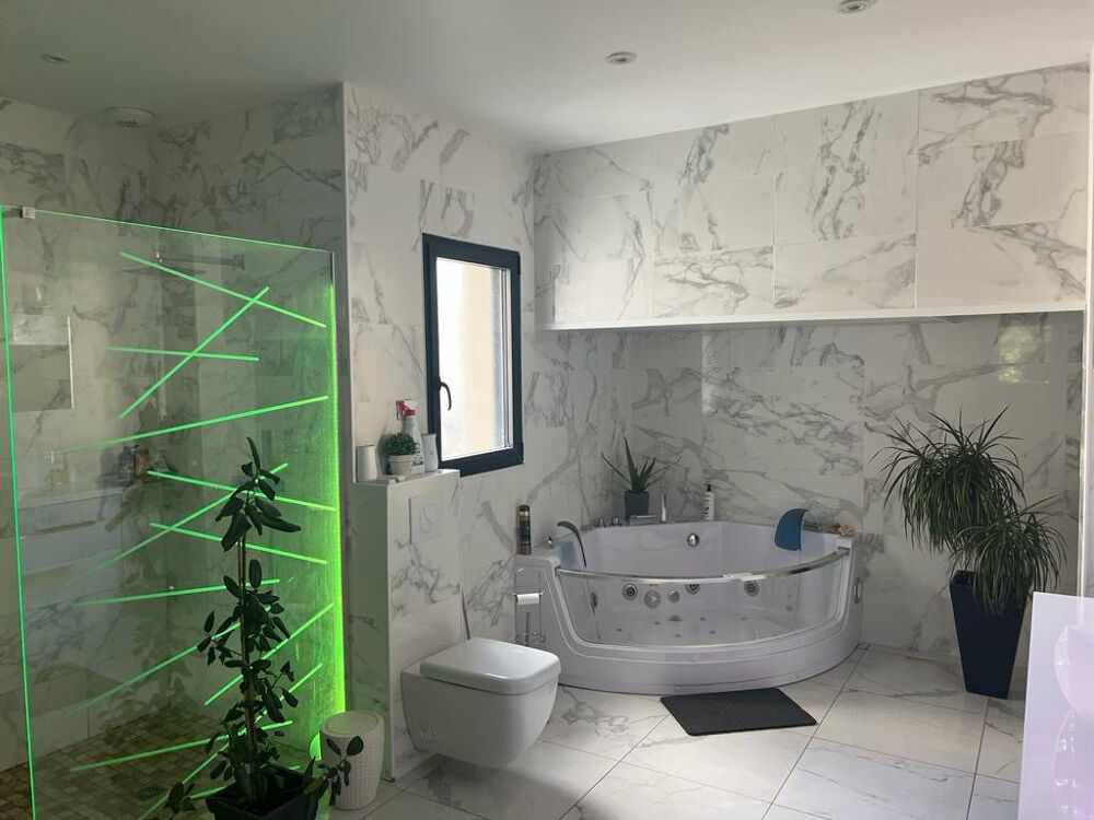 � vendre  Villa Ussac (19270)