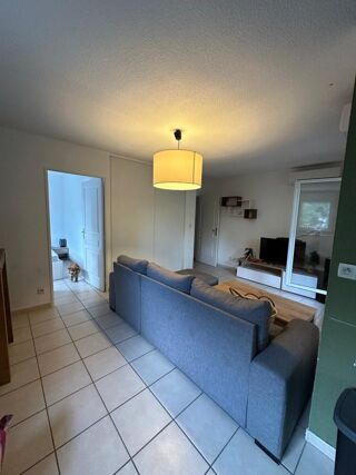  Appartement à louer 2 pièces 40 m²