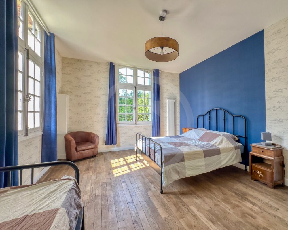  vendre  Proprit/chteau Roye (80700)