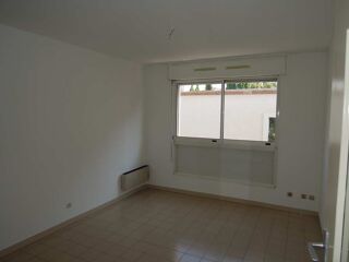  Appartement à louer 1 pièce 19 m²