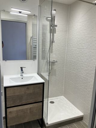 Appartement à louer 2 pièces 25 m²