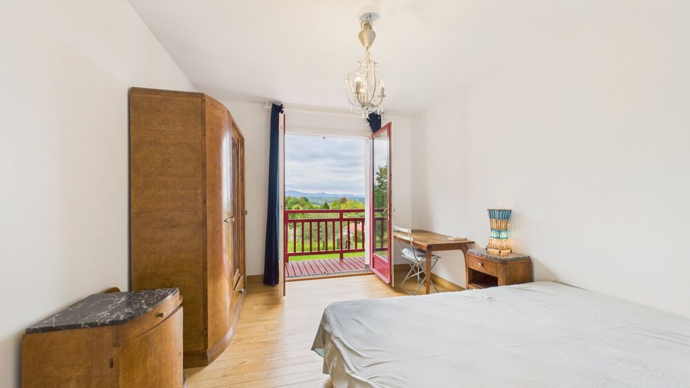 � vendre  Maison Bardos (64520)