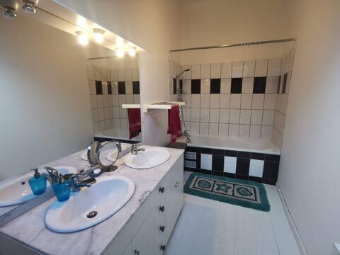  Maison � louer 4 pi�ces 84 m� Marseillette