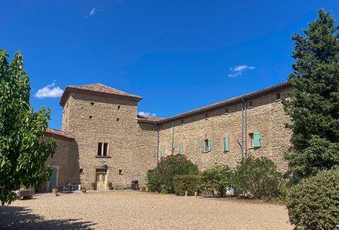   Mas Maison - 15 + pi�ce(s) - 896 m�