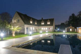  Villa � vendre 15 + pi�ces 800 m�