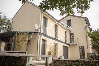  Villa  vendre 7 pices 174 m