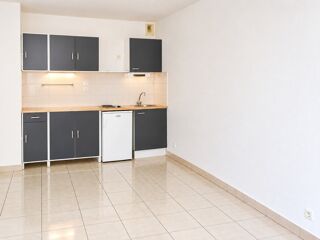  Appartement à louer 1 pièce 28 m²
