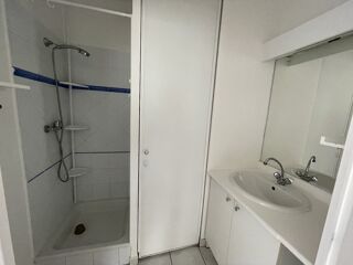  Appartement à louer 2 pièces 31 m²