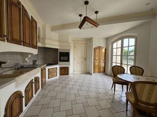  Maison  vendre 11 pices 420 m