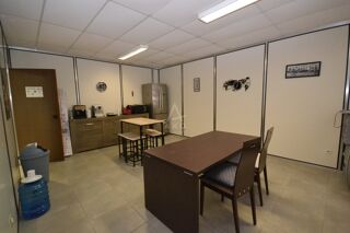  Immeuble à vendre 330 m²