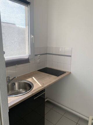  Appartement � louer 1 pi�ce 31 m� Montpellier