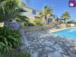  Villa  vendre 7 pices 195 m