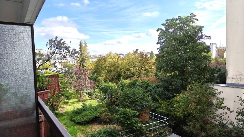 Appartement 1 pièce 32 m² · à Paris 18 · 32 m² · 299 990 €