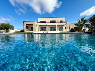  Maison � vendre 6 pi�ces 326 m�