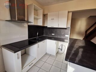  Appartement à louer 3 pièces 52 m²