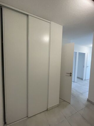  Appartement à louer 3 pièces 66 m²