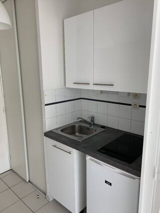  Appartement à louer 1 pièce 21 m²