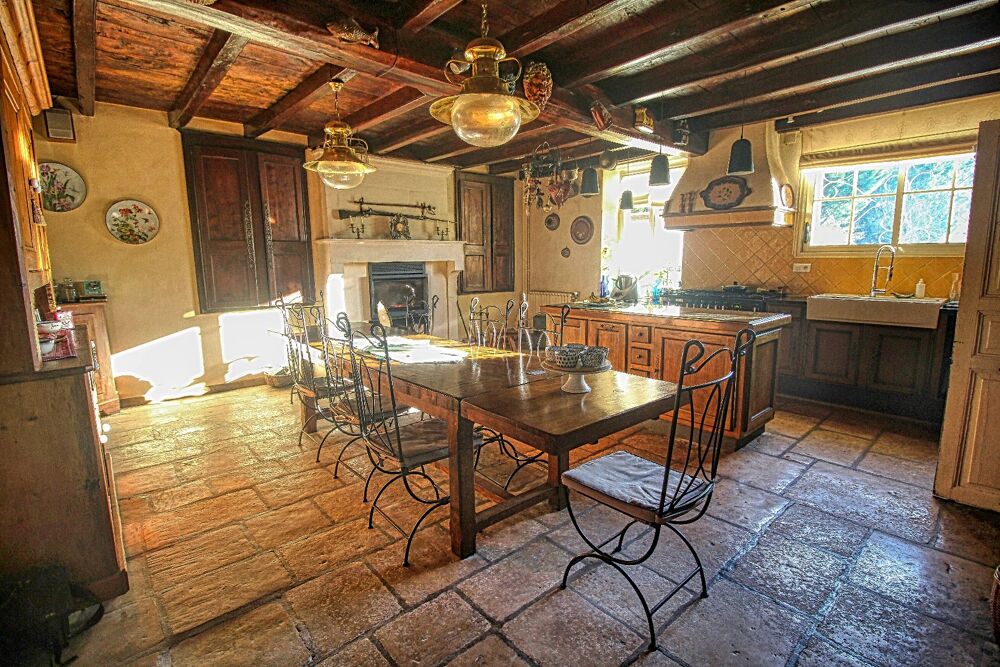 � vendre  Maison Priss�-la-Charri�re (79360)