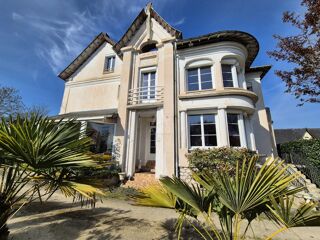  Maison à vendre 9 pièces 246 m²