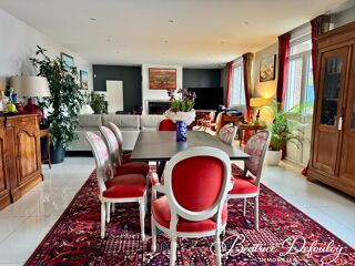  Villa � vendre 9 pi�ces 350 m�