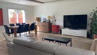  Villa à vendre 8 pièces 183 m²