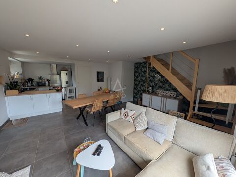   Maison Maison - 3 pièce(s) - 67 m²