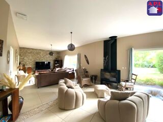  Villa � vendre 7 pi�ces 239 m�