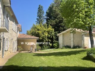  Villa � vendre 14 pi�ces 420 m�