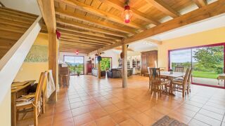  Maison  vendre 10 pices 316 m