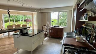  Maison  vendre 7 pices 232 m