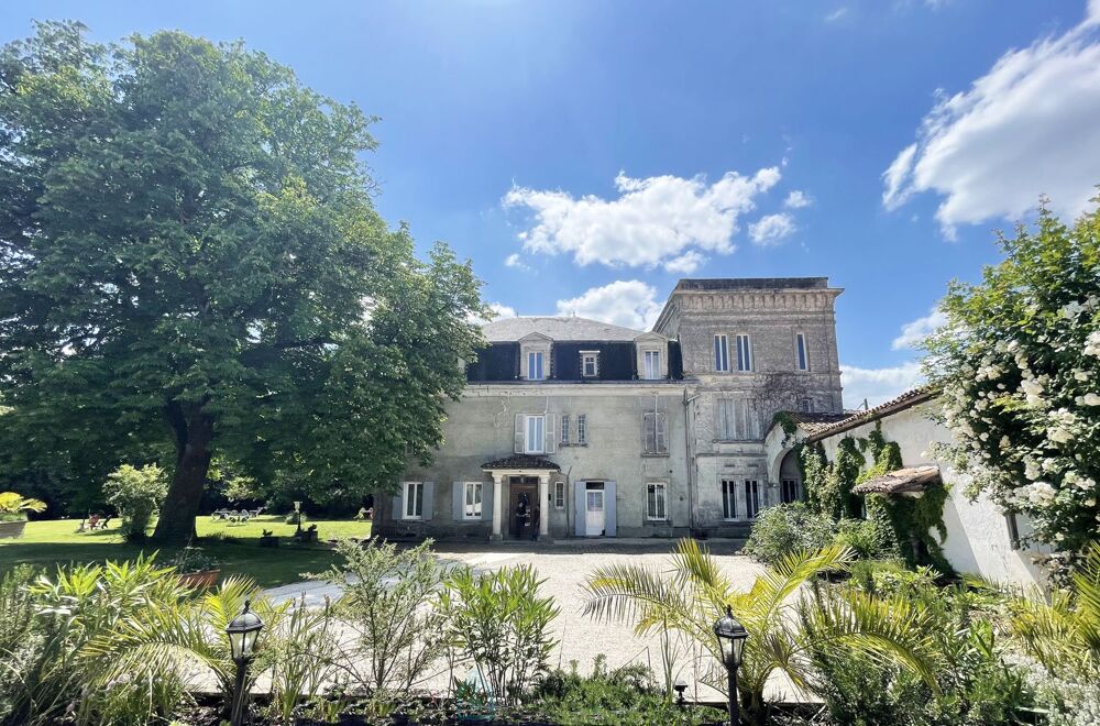 à vendre  Propriété/château Cherves-Richemont (16370)