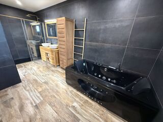  Maison � vendre 8 pi�ces 293 m�