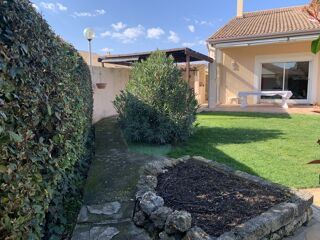  Maison à louer 6 pièces 176 m²