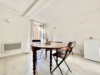  Immeuble � vendre 3 pi�ces 28 m�