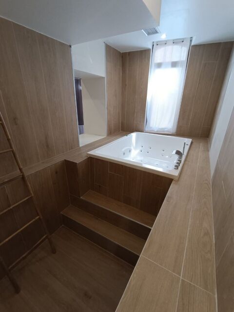  Appartement � louer 3 pi�ces 127 m�