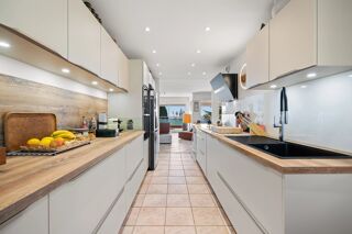  Appartement � vendre 4 pi�ces 138 m�