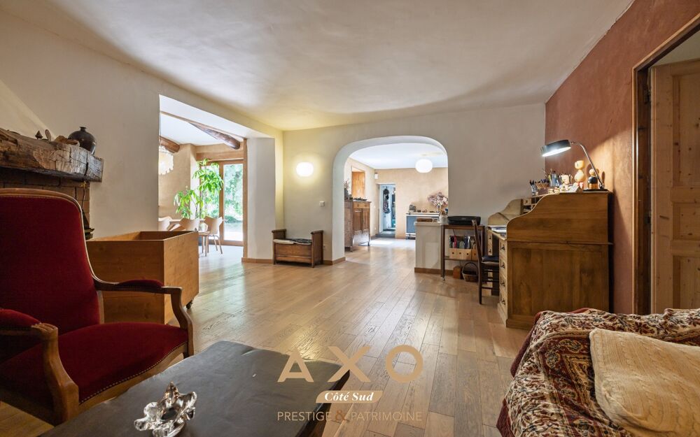 à vendre  Maison Lurs (04700)