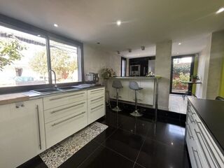 Maison à vendre 10 pièces 184 m²
