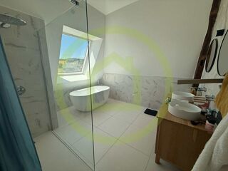  Maison � vendre 8 pi�ces 240 m�