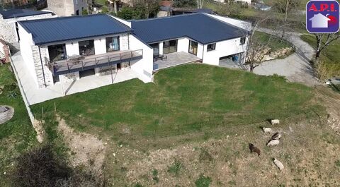   Maison contemporaine Villa - 4 pi�ce(s) - 270 m�