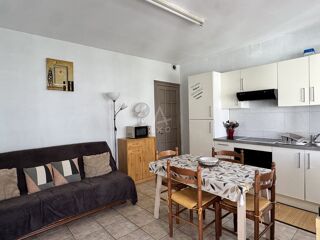  Immeuble � vendre 103 m�