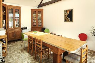  Villa � vendre 15 + pi�ces 470 m�